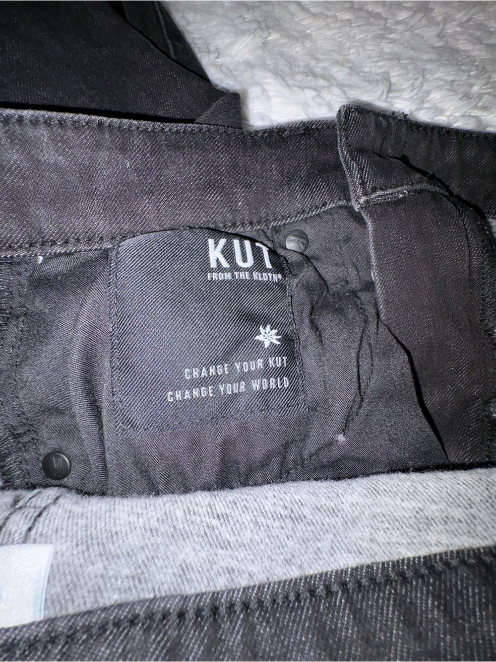 KUT from the Kloth Charlotte Black Seamed High Waist Flare Leg Size 0 - Picture 14 of 15